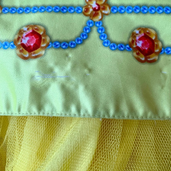 Beautiful Kids SNOW WHITE Costume (6-8yrs) - Picture 14 of 15